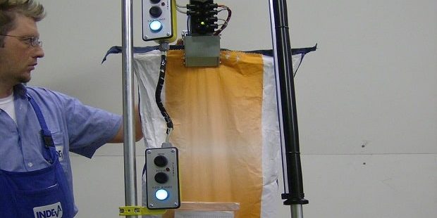 Ergonomic, safe, fast handling of bags Ergonomic, safe, fast handling of bags