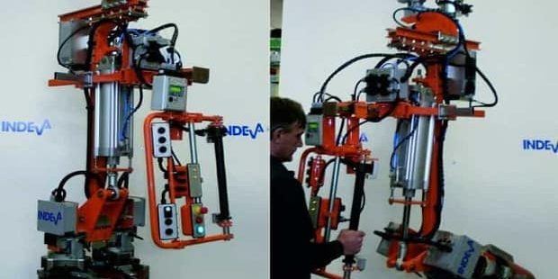 manipulator for pipe couplings manipulator for pipe couplings