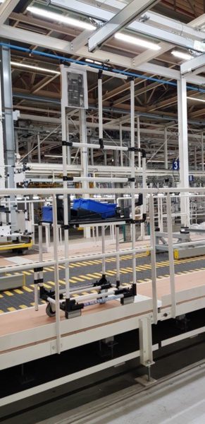 20180913_144151 Lean MAnufacturing Automotive Industry work station trolley